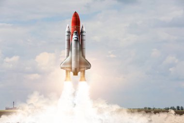 Modern uzay roketinin açık havada fırlatılması
