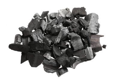 Siyah kömür parçaları beyaza izole edilmiş, üst manzara