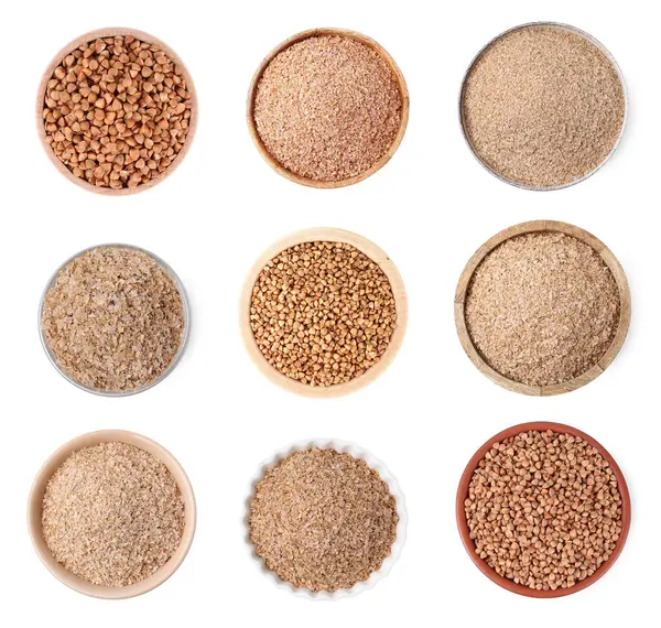 Karabuğday kepeği ve tahıllar beyaza izole edilmiş kaselerde, set. Üst görünüm