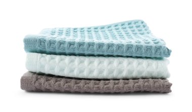 Beyaz üzerine izole edilmiş temiz renkli waffle havluları.