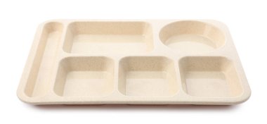 Boş plastik tepsi beyaza izole edilmiş. Okul yemeği.