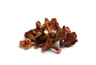 Kurumuş mantarların çoğu beyazda izole edilmiş.