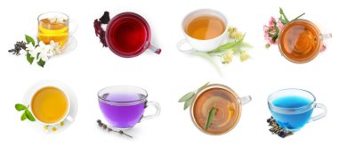 Çiçekler ve cam bardaklardaki bitkisel çaylar beyaz, sabitlenmiş