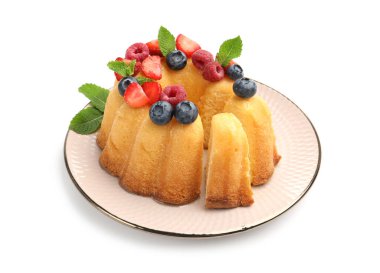 Böğürtlenli ve nane aromalı leziz kek.