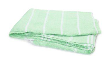 Bir katlanmış plaj havlusu beyaza izole edilmiş.