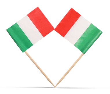 Beyaz arkaplanda İtalya 'nın küçük kağıt bayrakları