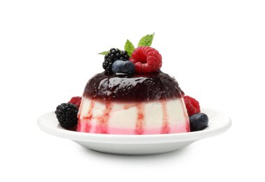 Böğürtlenli ve reçelli leziz panna cotta.