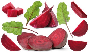 Taze pancarlar ve yeşil yapraklar beyaz üzerine izole edilmiş.