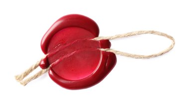 Beyaz üzerine izole edilmiş sicimle kırmızı balmumu mühür.