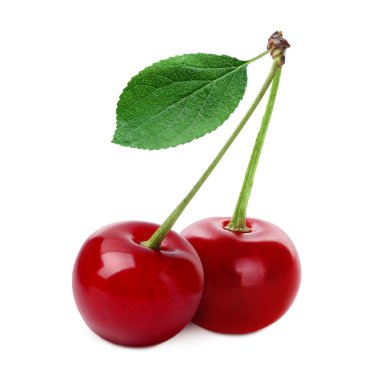 Beyaza izole edilmiş kırmızı kirazlar. Yaz meyvesi