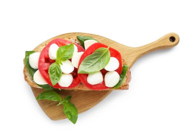 Mozarella peynirli, domatesli ve fesleğenli nefis sandviç.