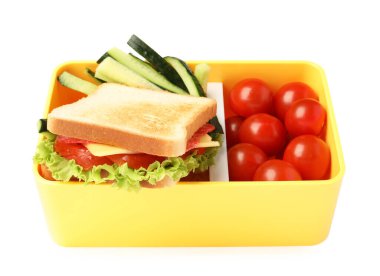 Beslenme çantasını aç. Lezzetli yemekler beyaz üzerine izole edilmiş.