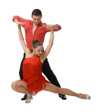 Beyaz arka planda birkaç profesyonel dansçı.