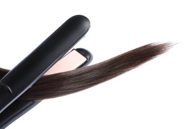 Düz, kahverengi saçlı kilit beyaza izole edilmiş.