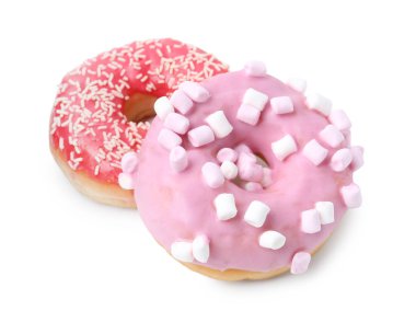 Lezzetli çörekler ve beyaz üzerine serpiştirilmiş şekerleme.