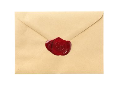 Balmumu mühür ile güzel bir zarf beyaz, üst manzara izole