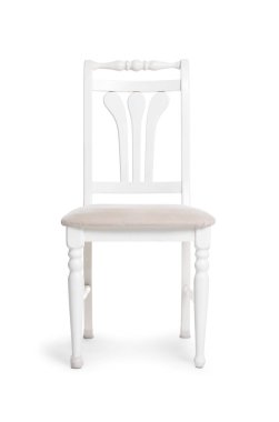 Beyaza izole edilmiş şık bir sandalye. Kullanılmış eşyalar