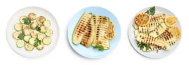 Beyaz arka planda limon ve maydanozlu ızgara kabak dilimleri. Üst görünüm