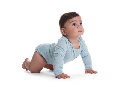 Beyaz arka planda şirin küçük bebek portresi