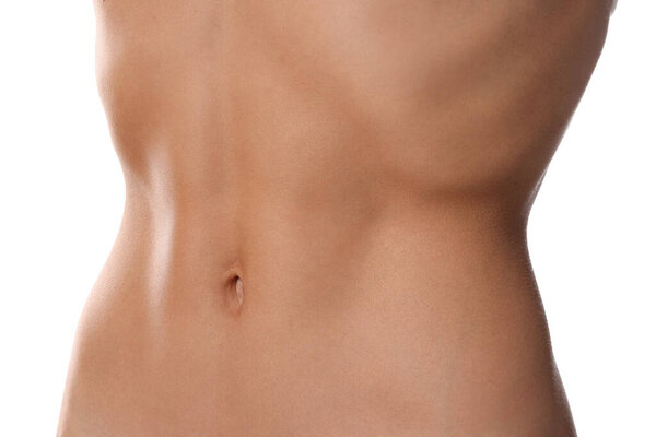 Женщина с плоским животом на белом фоне, крупным планом