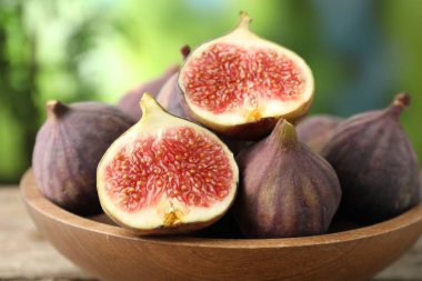 Açık havada taze incir, yakın plan.