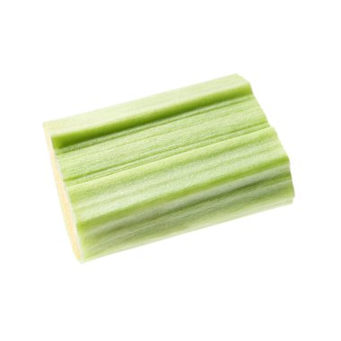 Taze olgun ravent parçası beyaza izole edilmiş.