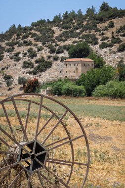Ein Yabka Springs 'teki Tarihi Manastır Fabrikası, İsrail 7.6.2025