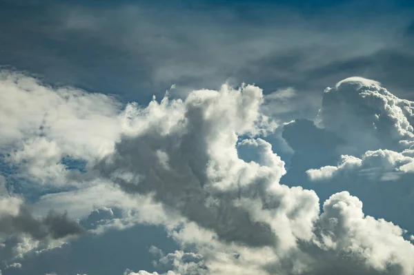 Céu Com Nuvens Tarde — Fotografia de Stock