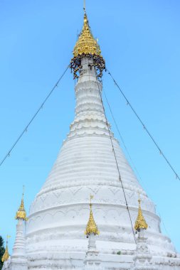 Tayland, Mae Hong Son 'da bir Tayland Budist tapınağı..
