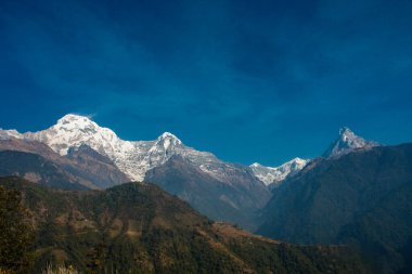 Mardi Himal, Mt. Machhapuchare, Annapurna dağı Annapurna Merkez Kampı Nepal 'de görüldü.