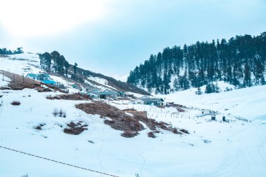 Doti 'deki Khaptad Ulusal Parkı, Himlayas Dağlarındaki Nepal Karı İsviçre Alpleri Güzel Manzara