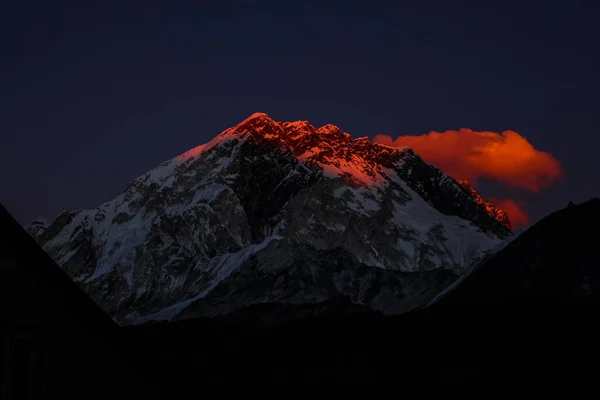 Everest Merkez Kampı Amadablam Solukhumbu Nepal Himalayalarında Trek Çekiyorlar — Stok fotoğraf
