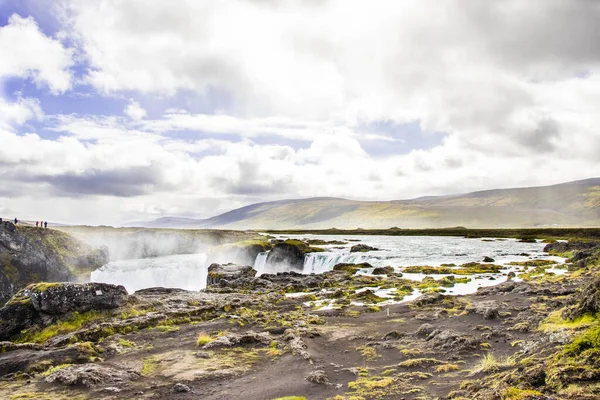 Όμορφοι Καταρράκτες Godafoss Καταρράκτη Και Cliff Στην Ανατολική Ισλανδία — Φωτογραφία Αρχείου