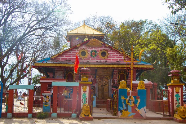カパッタッド国立公園のドティのヒンドゥ教寺院ネパールヒマラヤ — ストック写真