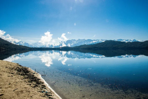 Beautiful Lake Snowy Mountains Himalaya Rara Lake National Park Mugu — Stock Photo, Image