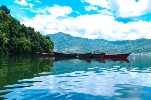 Krásné Jezero Loděmi Jezera Phewa Fewa Pokhara Nepál — Stock fotografie
