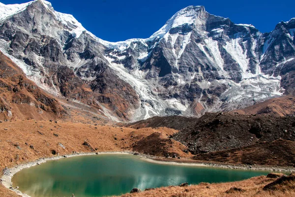 Όμορφη Ορεινή Λίμνη Himalaya Στο Api Himal Base Camp Trek — Φωτογραφία Αρχείου