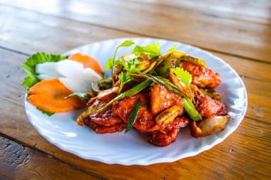 Baharatlı Nepalli Tavuk Salata Hint usulü Tavuk Soğuğu