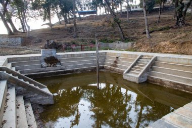 KaluPande Hills, Chandragiri, Katmandu, Nepal 'deki Indrasthan Tapınağı ve Indramore Göleti