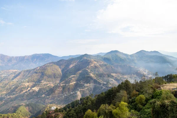 美丽的加德满都景观与森林 从尼泊尔昌德拉吉里的Kalupande Indrasthan看到 — 图库照片