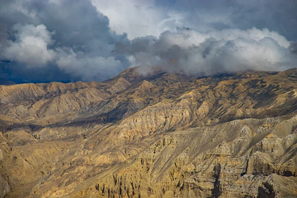 네팔의 Kaligandaki Mustang 풍경의 숨막히는 — 스톡 사진
