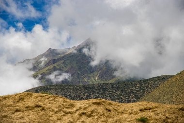 Himalaya Nepal 'deki Chele Köyü' nden yakalanan Yukarı Mustang 'in nefes kesici Çöl Manzarası