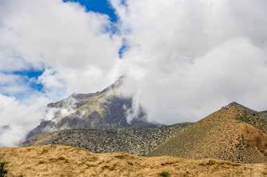 Himalaya Nepal 'deki Chele Köyü' nden yakalanan Yukarı Mustang 'in nefes kesici Çöl Manzarası