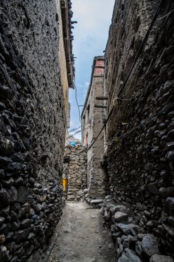 Taş Anıtlar, Manastırlar, Nepal Mustang 'inde Çamur Evleri olan Eski Duvarlı Şehir Kagbeni