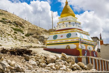 Çöl manzaralı Nechung Köyü, Nepal 'in Tibet Etkisi Altındaki Mustang Manastırı