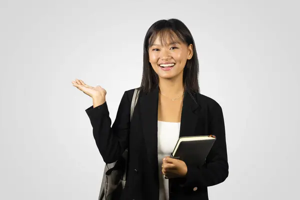 Mulheres Negócios Asiáticas Bem Sucedidas Estudante Com Vários Gestos Estudo — Fotografia de Stock