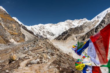 Oktang, Taplejung, Nepal - 7 Kasım 2023: Nepal Himalayalarında Kanchenjunga Güney Ana Kampı