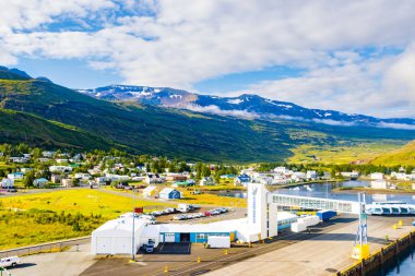 Seydisfjordur, İzlanda - 14 Ağustos 2022: Seydisdjordur Limanı, İzlanda 