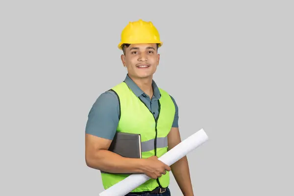 Egy Ázsiai Happy Construction Worker Engineer Kifejezési Gesztusok Térképpapír Notebook — Stock Fotó