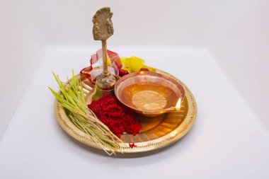 Tika Thali Dashain Hindu Festivali Kutlama Durga Puja ile kalaş, diya, vemillion rice, jamara